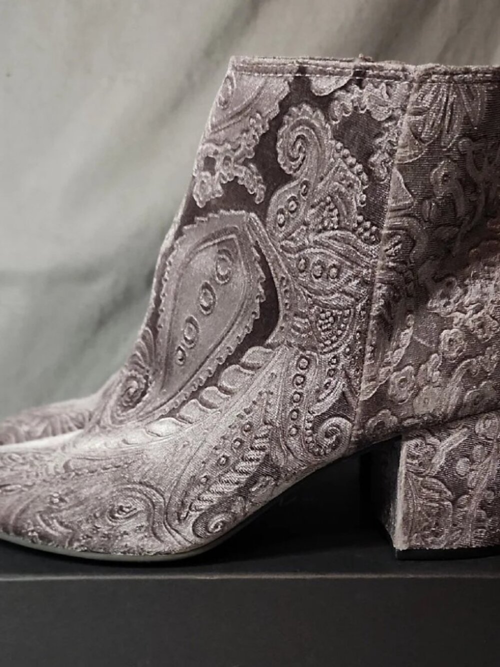 Zigi Soho Embroidered Ankle Boots in Gray